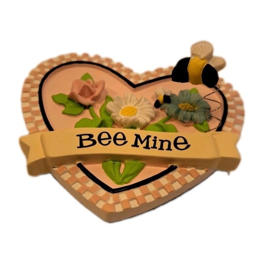 VINTAGE Avon Gift Collection 1980's Summer Bee Magnet Bee Mine